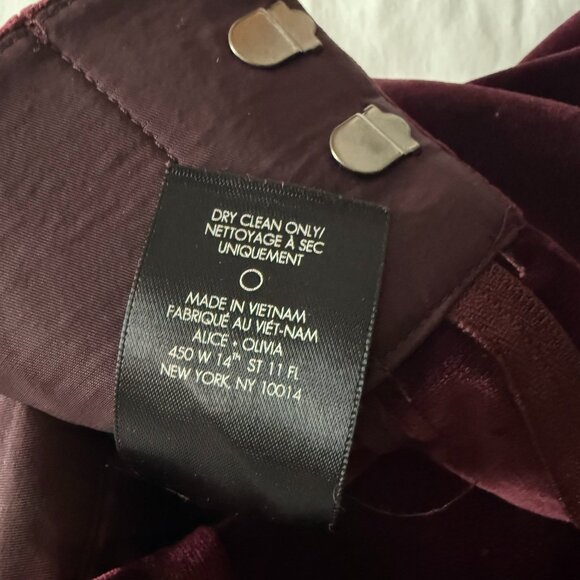 Alice + Olivia Merlot Burgundy Velvet Velour Ankle Pants MSRP $285 Size 4 Small - Picture 6 of 10